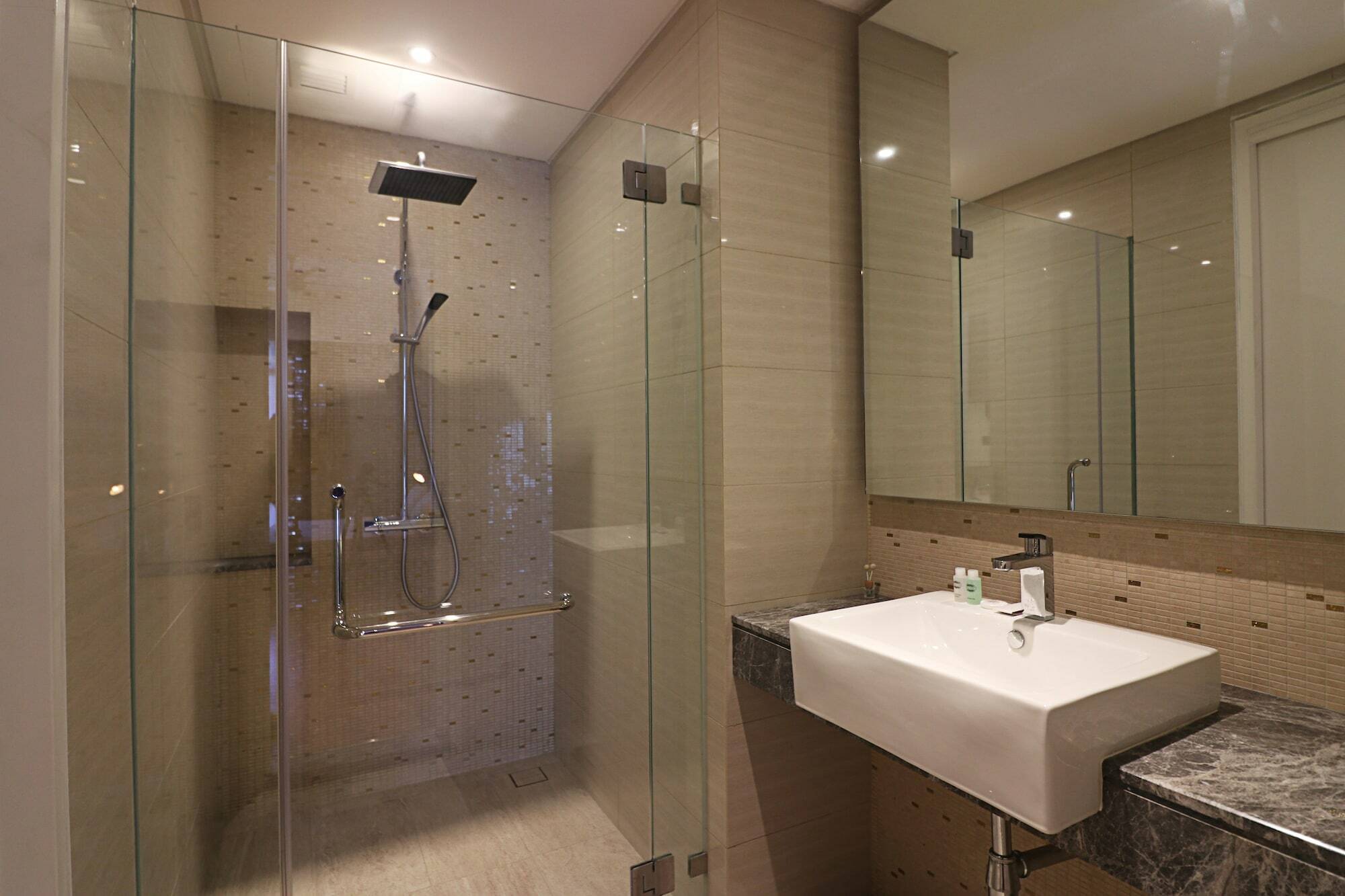 Anggun By Kl Suites Kuala Lumpur Exteriör bild